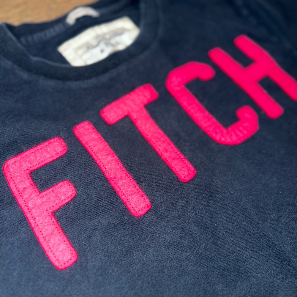Abercrombie & Fitch Men’s Color Block Lettering Muscle Tee - Picture 3 of 11